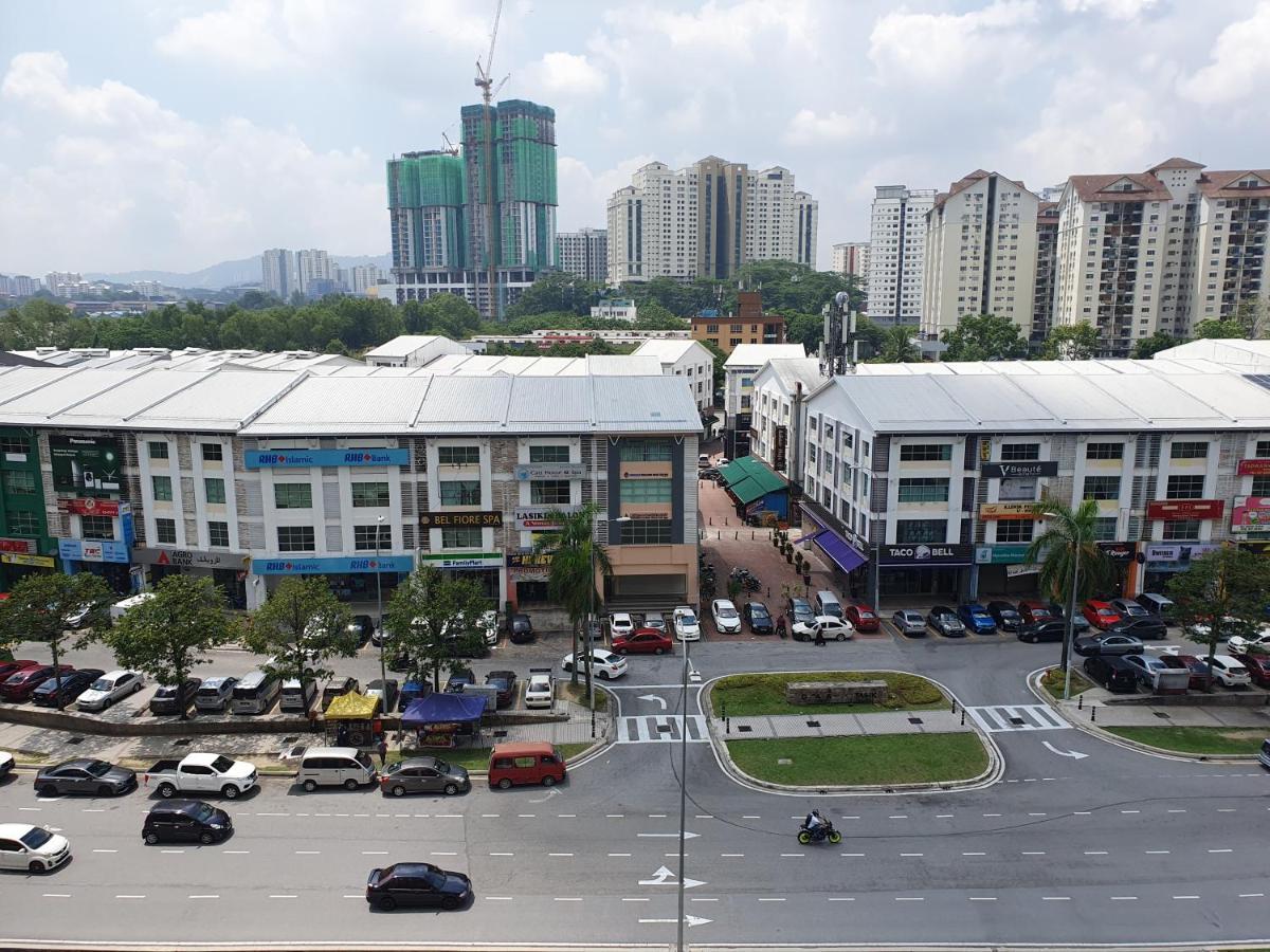 Apartment Q @ Queensville By Moka *