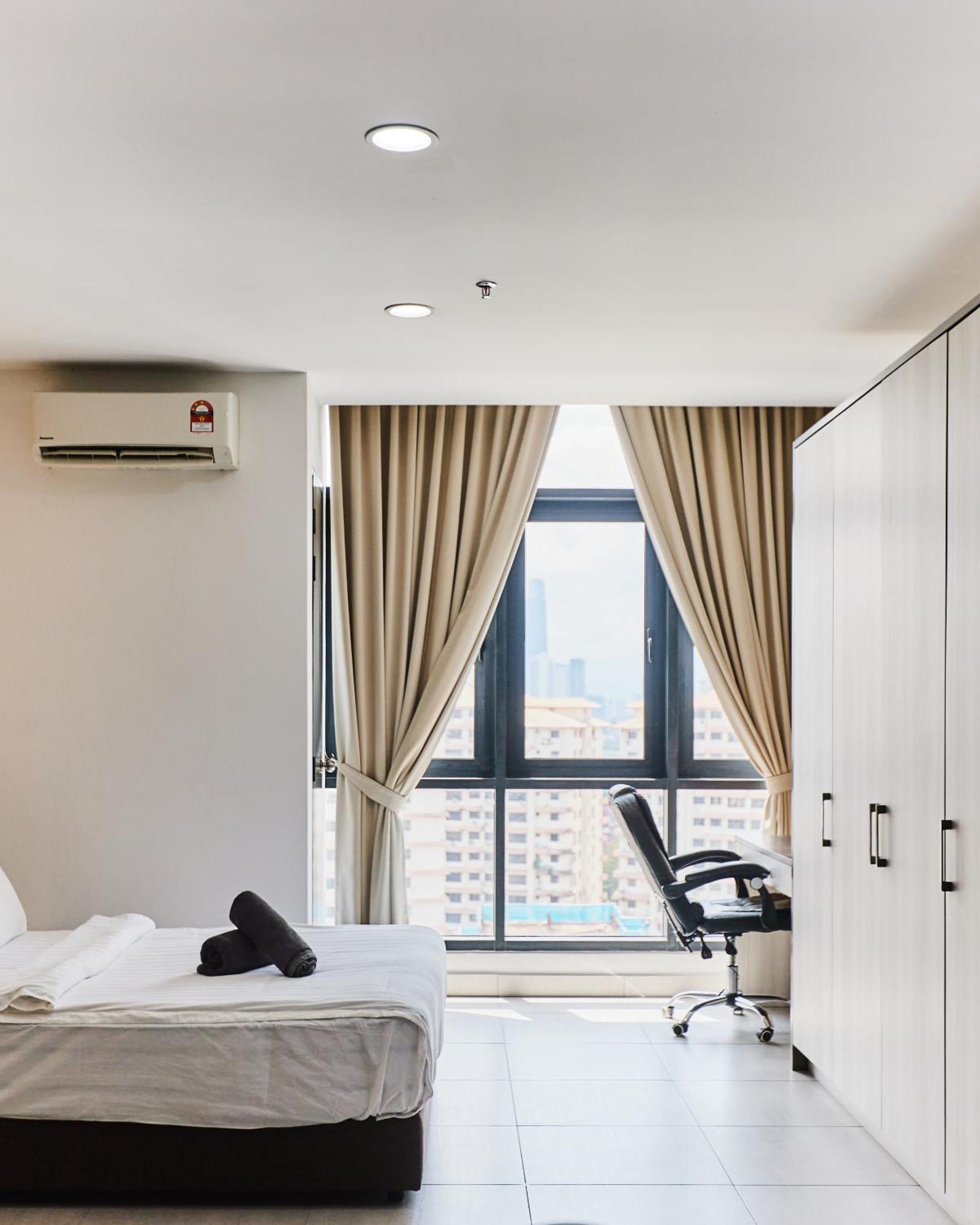 Q @ Queensville By Moka Apartment *